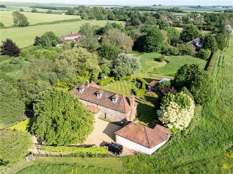 Fine & Country are delighted to present Christmas House, a privately situated 6 bedroom period property in circa 6 acres, which has been subject to a sympathetic & authentic renovation. With spectacular grounds & a separate converted Bake House, perf...
