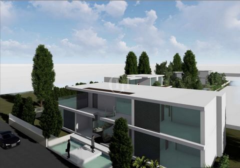 No. 4 building lots in a very quiet and traffic-free residential area close to the center of Desenzano del Garda. The location makes it possible to reach the lakefront and the center on foot or it is possible to reach the freeways avoiding the traffi...