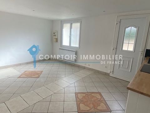 Dept 91 - A Vendre à Villabé - MAISON DE VILLE avec jardin séparé AGREABLE Maison de ville de 52 m2 (48 m2 hab) avec JARDIN PRIVATIF de 80 m2 non attenant. Elle comprend au rdc une cuisine ouverte sur séjour, une salle d'eau, un wc séparé, un petit c...