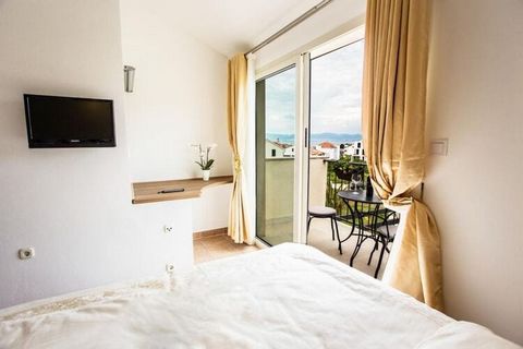 Suzy Lux cuenta con una villa dúplex de dos dormitorios ubicada en la hermosa isla de Brač. Los huéspedes disponen de una terraza amueblada con piscina y vistas al mar, así como de una zona de barbacoa. Se admiten mascotas con previo aviso, se aplica...