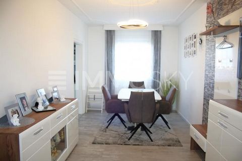 Enchanting and elegant home on the 1st mezzanine floor - with loggia - takeover from September 2025 This truly extremely well-kept and bright family feel-good zone of almost 100 m2 of living space including loggia, on the 1st floor of a block of flat...