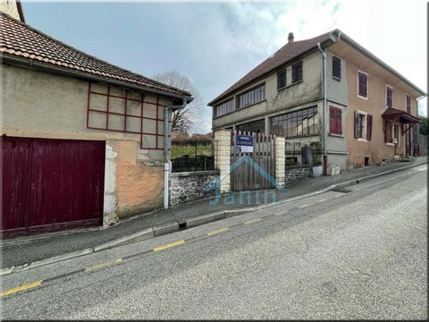 Dpt Ain (01), à vendre VALSERHONE maison de caractère P9 de 230 m² hab + combles - Terrain de 558,00 m²