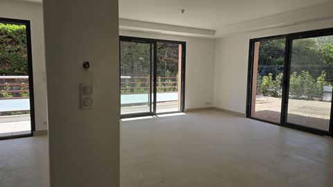 photo no. 2
