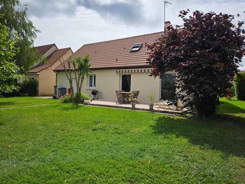 Pavillon 4 chambres dont 2 de plain-pied + garage