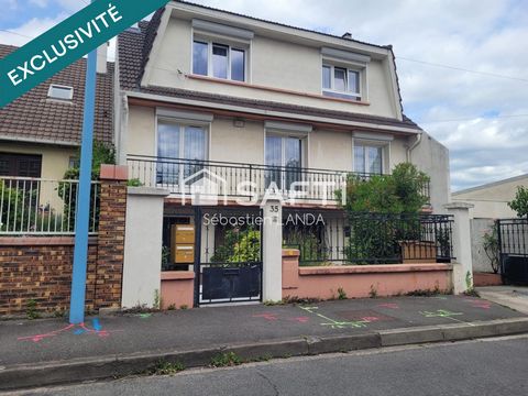 Maison de 164 m² divisée en 2 appartements à Bobigny