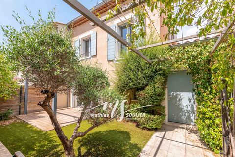 Maison 2016 avec jardin, garage et stationnements