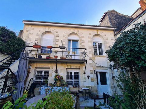 Maison &#224; &#233;tage avec 3 chambres et 100m&#178; de terrain sur la commune de Pauillac