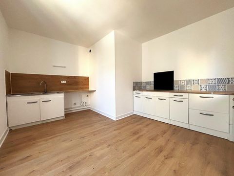 T3 avec cour privée proche centre