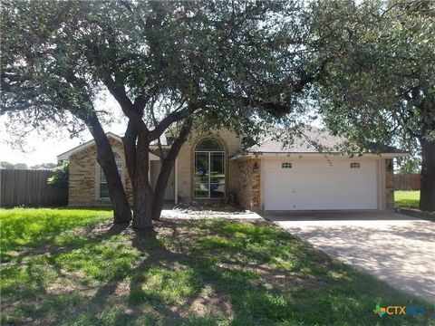 This beautiful home offers a spacious and well-appointed layout on an acre of land, nestled at the end of a peaceful cul-de-sac. With four generously sized bedrooms and two modern bathrooms, it’s perfect for families or those seeking extra space. The...