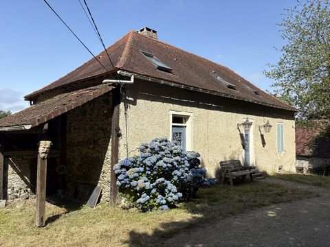 Maison rénovée avec goût à Saint-Julien-le-Vendômois (Corrèze)  Calme, nature et charme