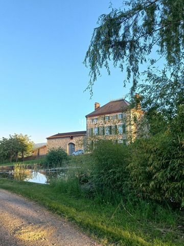 Maison de Famille sur 1 hectare avec dépendances