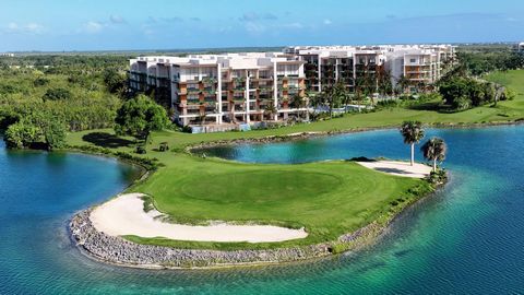 Furnished Apartments with Lake and Golf Course View – Delivery 2027 We present an exclusive residential development located directly on a stunning golf course, designed for those who value comfort, space and natural views. This project offers fully f...
