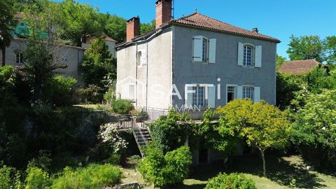 Ancien presbytère aves sonjardin à Espère