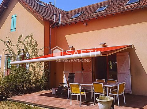 Vend Maison type 7 + garage double + cabanon bois 165 carrés Habitable sur un terrain 12324 mètre carrés