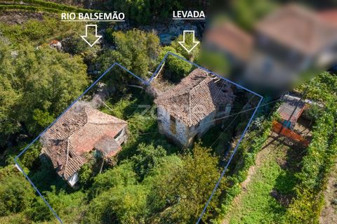 Identificação do imóvel: ZMPT542077 DESCRIPTION: 3 Water mills with a small dwelling house. With a total area of 260m2. The property is situated on the left bank of the Balsemão River in the centre of Lamego. These properties can be transformed into ...