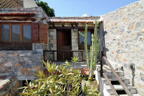 A gorgeous holiday home in the Epano Elounda region of Crete in Greece, it can accommodate up to 5 guests and has a single spacious bedroom. It is perfect for a family with children or group of friends. The famous series “The Island” was filmed at th...