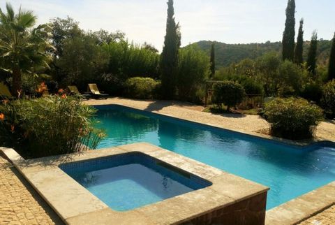 Located in an absolute stunning valley, this Quinta is currently used as a rural tourism, but could also be used as a huge family home. Over 5 ha of land, part of it turned into a beautiful mature garden. 800m2 built area, consisting of: A caretakers...