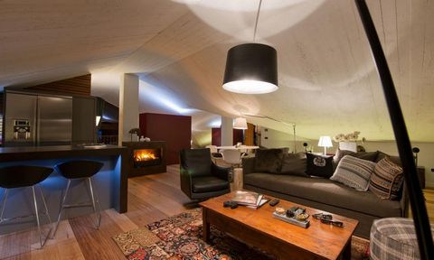 Добро пожаловать в Shale Suite, итальянский курорт в Альпах Бройль- Червиния. Shale Suite может похвастаться привилегированным расположением в Cervina Alpe Giomein