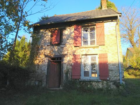 Traditional stone cottage in need of renovation.The interior of the house has been stripped back so the potential layout is completely flexible. On the ground floor you have one large room with fireplace and a small stone pantry / cellar. Upstairs th...