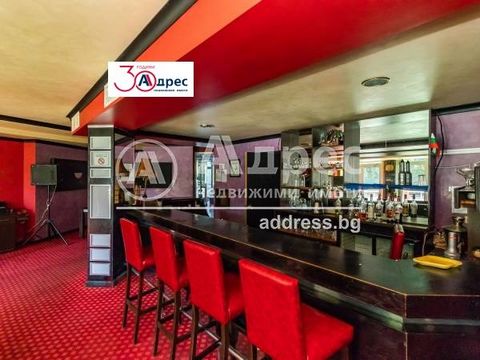 A restaurant with the status of a Lobby bar consisting of a hall with a bar counter, kitchen, toilets and a summer garden. Available equipped. I offer for sale a real estate with the status of a lobby bar.The floor is on the ground floor, but in real...