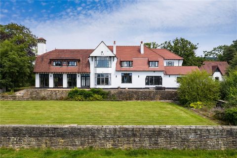 Little Foxes is a substantial 5/6 bedroom family home set within approximately 2.9 acres offering a superb rural lifestyle with excellent access to local services with the national road and rail network a short drive away. Little Foxes is a substanti...