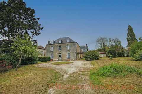 An imposing maison de maître in the heart of the town of Menigoute, with original features and high ceilings, offers spacious accommodation offering 5bed/2bath with 2 elegant reception rooms. Large gardens to the front and side and a spacious barn. C...