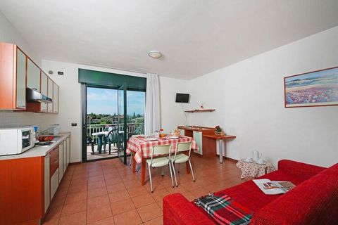 The small residence just a few meters from Lake Garda is perfect for a carefree family holiday. Thanks to the practical facilities, you can always prepare something to eat yourself if you don't want to indulge in one of the restaurants. The balcony o...