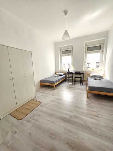 3 rooms for 6 people YouTube --> Apartkeep Leipzig 8