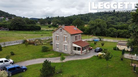 A30982JVM23 - In de gemeente St Moreil wacht dit huis op een nieuwe eigenaar om de renovatie af te ronden. Voorzieningen zijn op 15 minuten. Limoges ligt op 1 uur rijden. Informatie over de risico's waaraan deze woning is blootgesteld, is beschikbaar...