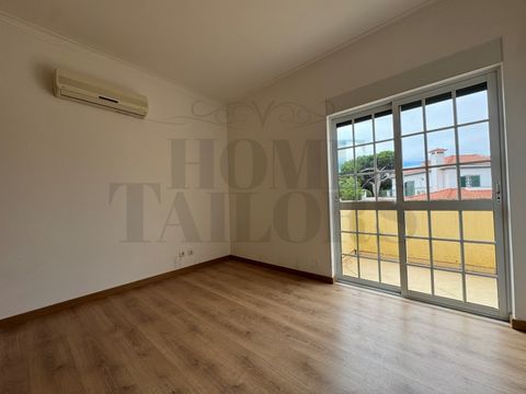 Moradia T4 com Garagem nas Manteigadas, Setúbal Descubra esta incrível moradia T4, situada numa zona tranquila de Manteigadas, Setúbal, ideal para quem procura espaço, conforto e uma excelente localização. Situada numa área de moradias, proporcionand...