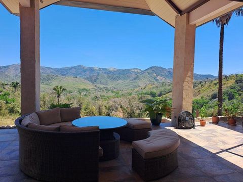 Casa La Paz si trova a 15 minuti di auto dalla splendida spiaggia di Carrillo, incastonata tra le colline del villaggio di Santa Marta, vicino ai servizi di Estrada o Samara. Dalla strada principale, asfaltata e panoramica, un sentiero ben tenuto con...