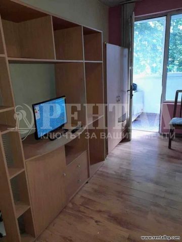 Offer 251156 We offer for sale a small apartment near the center and the Military Hospital. It consists of a small kitchen, a large room, a bathroom and a glazed terrace.