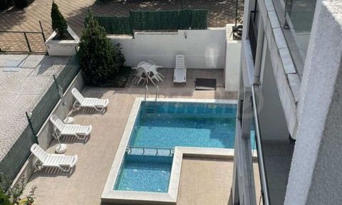 SUPRIMMO agency: ... We present a studio in the central part of the town of Byala. Excellent location 10 minutes from the beach and close to the T-market, restaurants, shops, stadium, gym. The property with a total area of 36 sq.m is located on the 3...