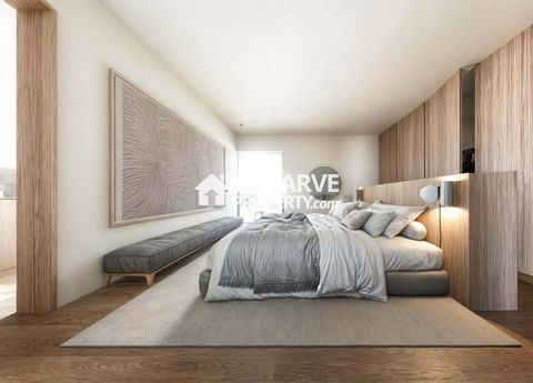 Descubra o seu novo refúgio urbano com um toque de elegância e sofisticação. Este magnífico apartamento T2, com duas casas de banho, está a nascer numa zona privilegiada — a escassos minutos da praia e campos de golfe de excelência. Com uma área gene...
