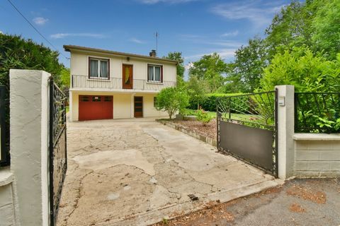 À vendre Brétigny sur Orge (91) Maison 93 m² au sol sur 764 m² de terrain arboré, avec beaucoup de charme et une petite histoire de permis!