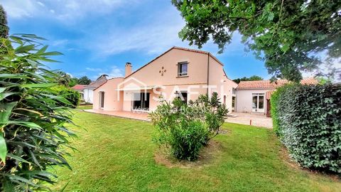 Maison familiale avec terrain, garages et atelier – au calme à 10 min de La Roche-sur-Yon au Beignon Basset !