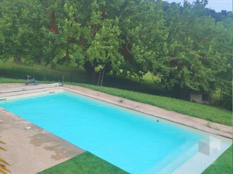 À 20 minutes à l'est de Montélimar Belle maison avec vue d