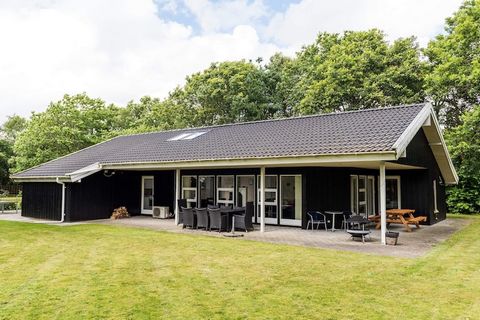 This cottage has room for the active family, as it is nicely furnished with a kitchen in open connection with the living room - and with the dining table centrally located, so you are together when you cook while the others play games or watch TV. Th...