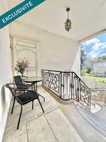 Coup de coeur assuré pour ce magnifique et très lumineux appartement de caractère!
