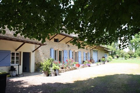 Ferme en pierre à vendre 8 pièces L'ABERGEMENT DE CUISERY (71) 250m2 sur 1ha 56a 16ca au calme à 379 000