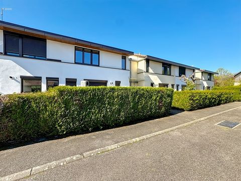 Maison à vendre 4 pièces PREVESSIN MOENS (01)