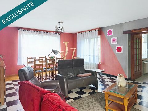 Maison, hangars et bureau pour amateurs d'espace!