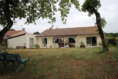 A vendre - Maison de plain pied de 146 m² - garage aménagé