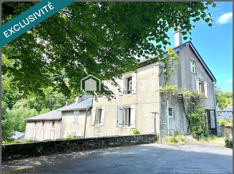 Maison en pierre avec terrasse et jolie vue