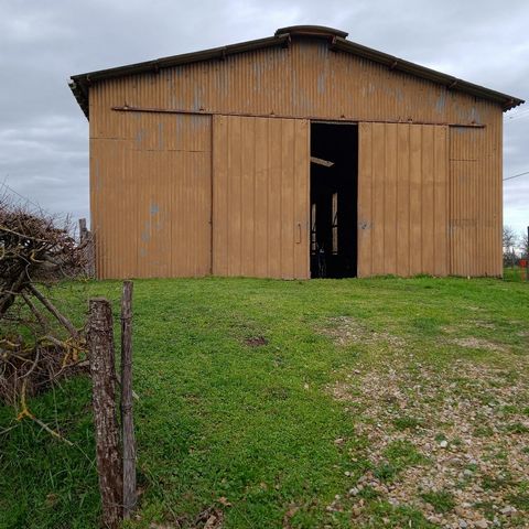 SAUVETERRE - BATIMENT DE 180M²
