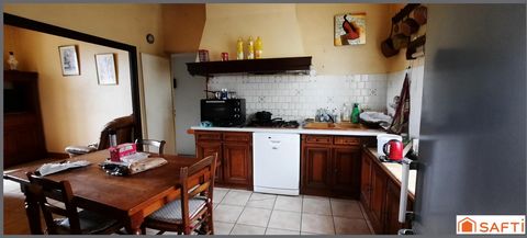 maison de village avec garage et jardin