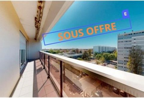 Appartement Cours de Luze (face à la piscine)