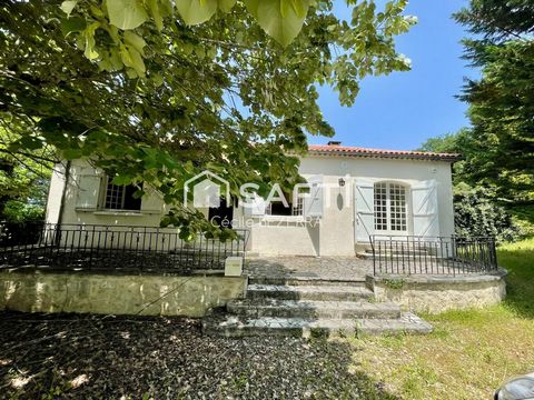 Petit havre de paix à Lauraët sur un parc arboré de 2700 m2 environ